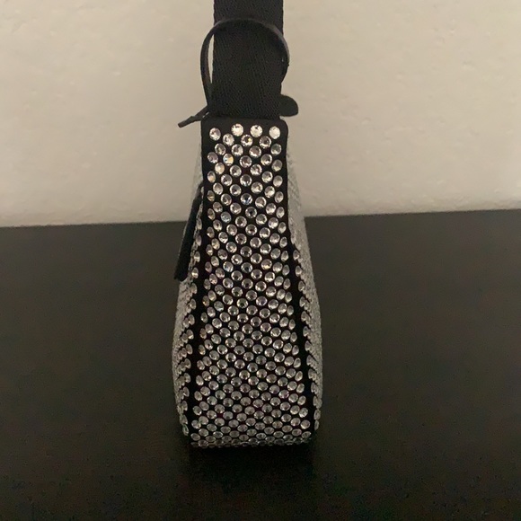 🦄 Prada Black Crystal Re-edition 2000 New - Picture 6 of 9